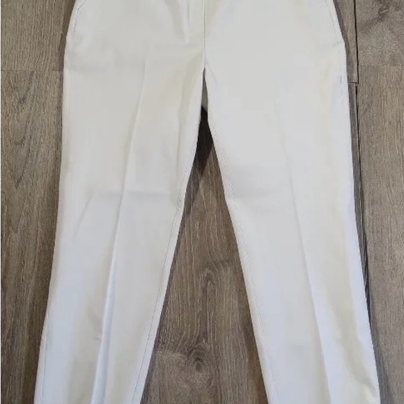 SPANX - On-the-Go Ankle Slim Straight Pant with Ultimate Opacity Technology - - Picture 3 of 6